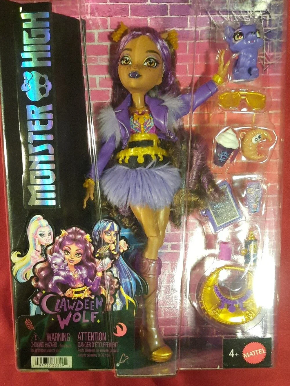 Monster High Clawdeen Wolf Doll in Purple Gold Outfit with Accessories